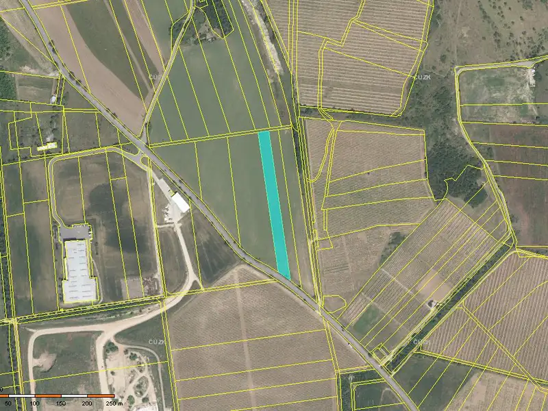 Prodej pole 5700 m², Znojmo – náhled fotky 2