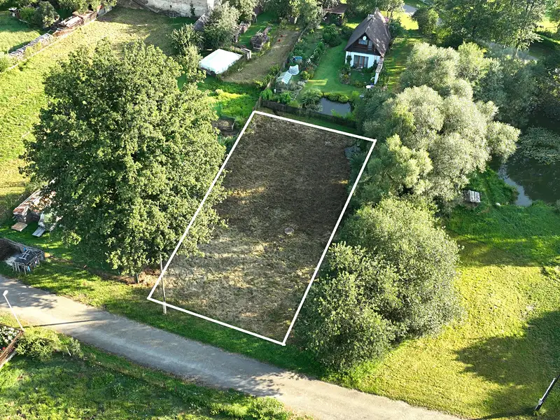 Prodej stavebního pozemku 771 m², Sedlice – náhled fotky 1
