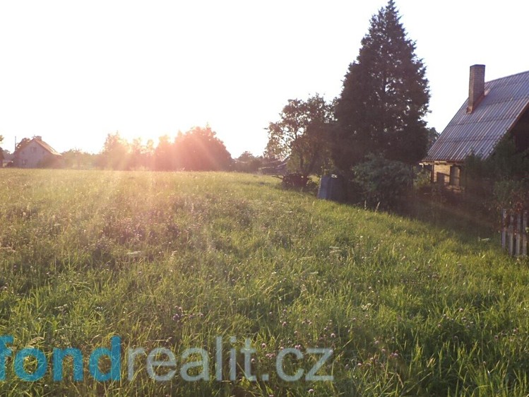 Grundstück zum Kauf, 694 m² (1 von 5)