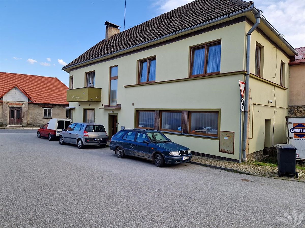 Prodej vícegeneračního domu 130 m², pozemek 166 m² – fotografie 3