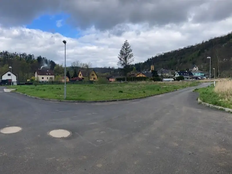 Prodej stavebního pozemku 1200 m², Kyselka – náhled fotky 1
