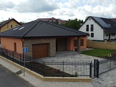 Prodej rodinného domu 250 m², pozemek 587 m²