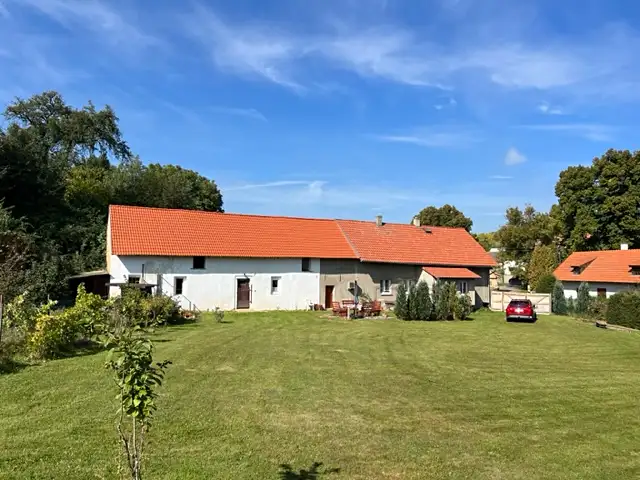 Prodej zemědělské usedlosti 250 m², pozemek 11710 m², Hvozd – náhled fotky 1