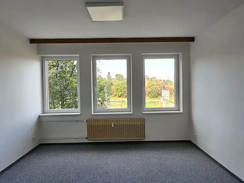 Pronájem kanceláře 16 m², Bučovice – náhled fotky 2