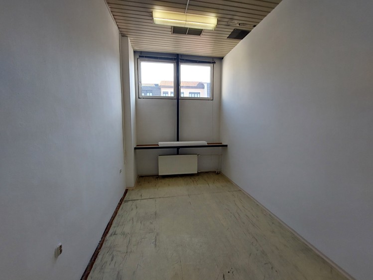 Комерційне приміщення в оренду, 30 м² (3 з 5)