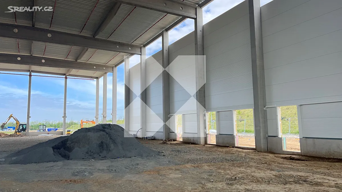 Pronájem skladového prostoru 1150 m² – pohled 3