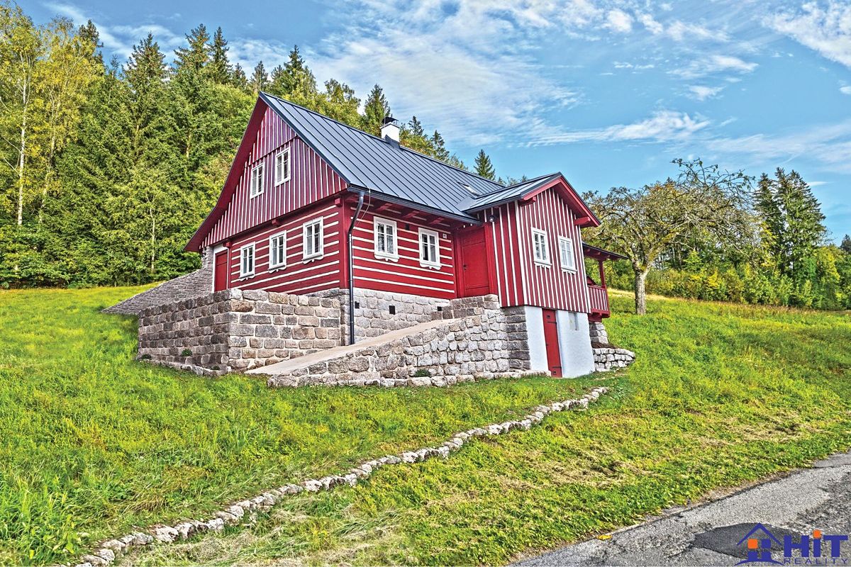 Prodej stavebního pozemku 2235 m² – fotografie 3