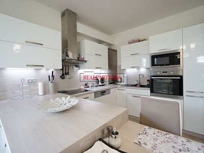 Real Estate Image