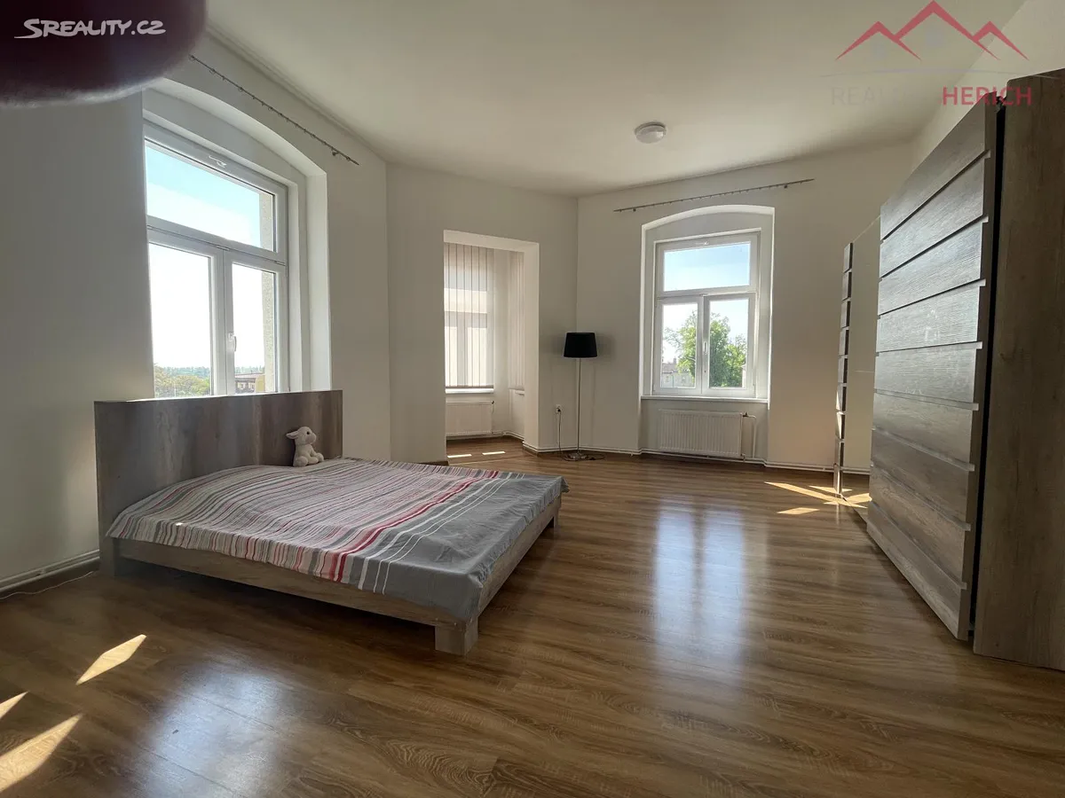 Pronájem bytu 2+1 70 m², Alešova