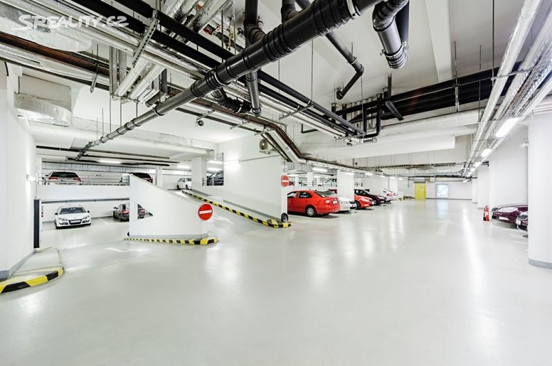 Pronájem kanceláře 880 m² – pohled 5