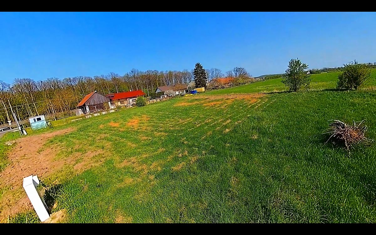 Prodej stavebního pozemku 1318 m² – fotografie 3