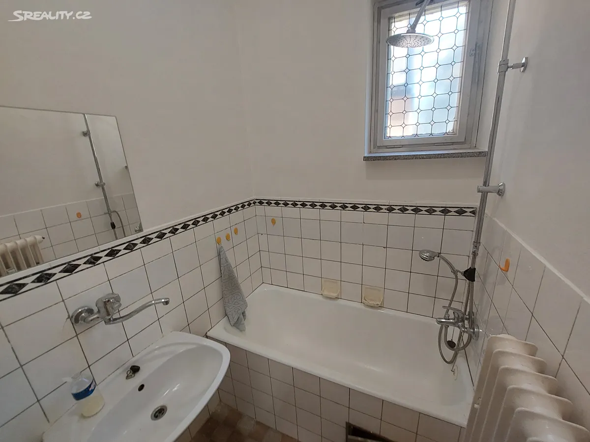 Pronájem kanceláře 83 m² – pohled 3