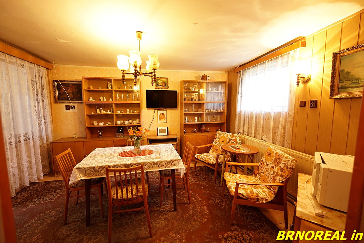 Prodej rodinného domu 192 m², pozemek 309 m² – fotografie 4
