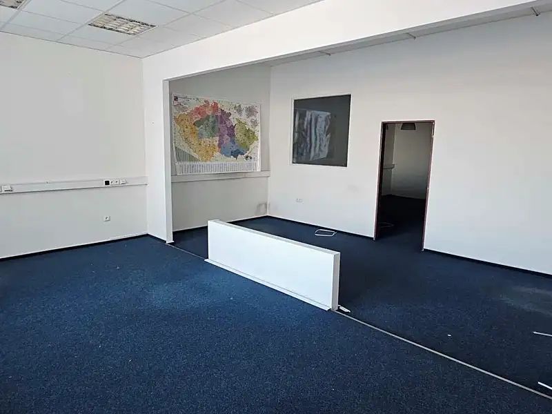 Pronájem kanceláře 375 m², Držovice – náhled fotky 2