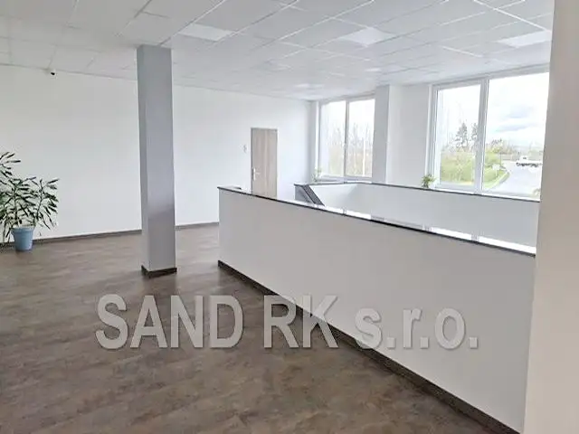 Pronájem kanceláře 1 m², Mělník – náhled fotky 2