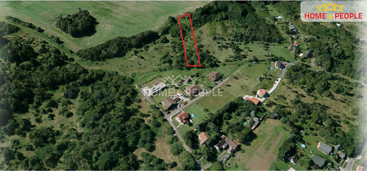 Prodej pozemku 2614 m², Hradešín – fotka 1 z 3