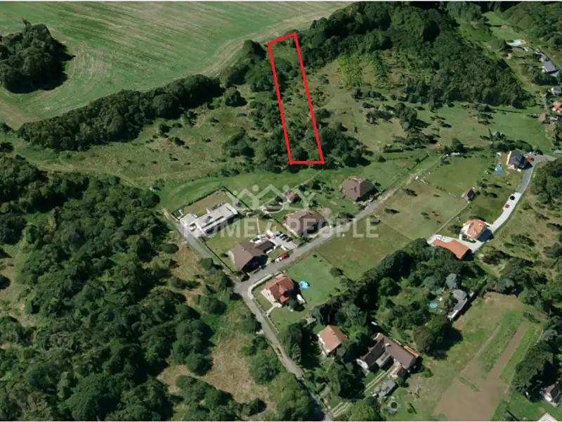 Prodej pozemku 2614 m², Hradešín – náhled fotky 1