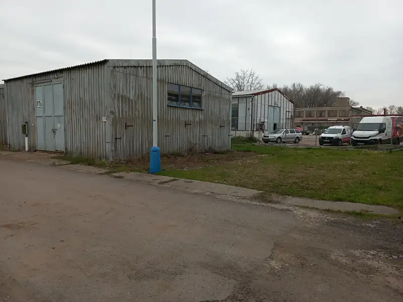 Pronájem skladového prostoru 122 m², Pardubice – náhled fotky 3