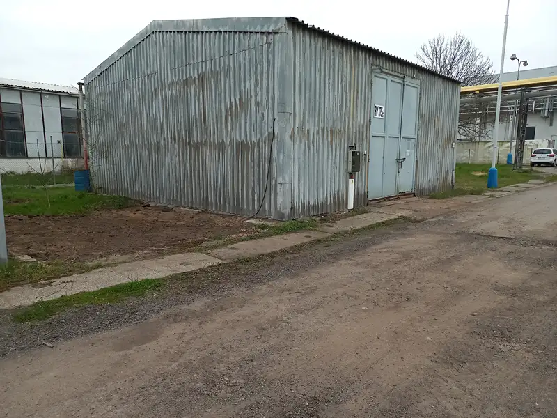 Pronájem skladového prostoru 122 m², Pardubice – náhled fotky 2
