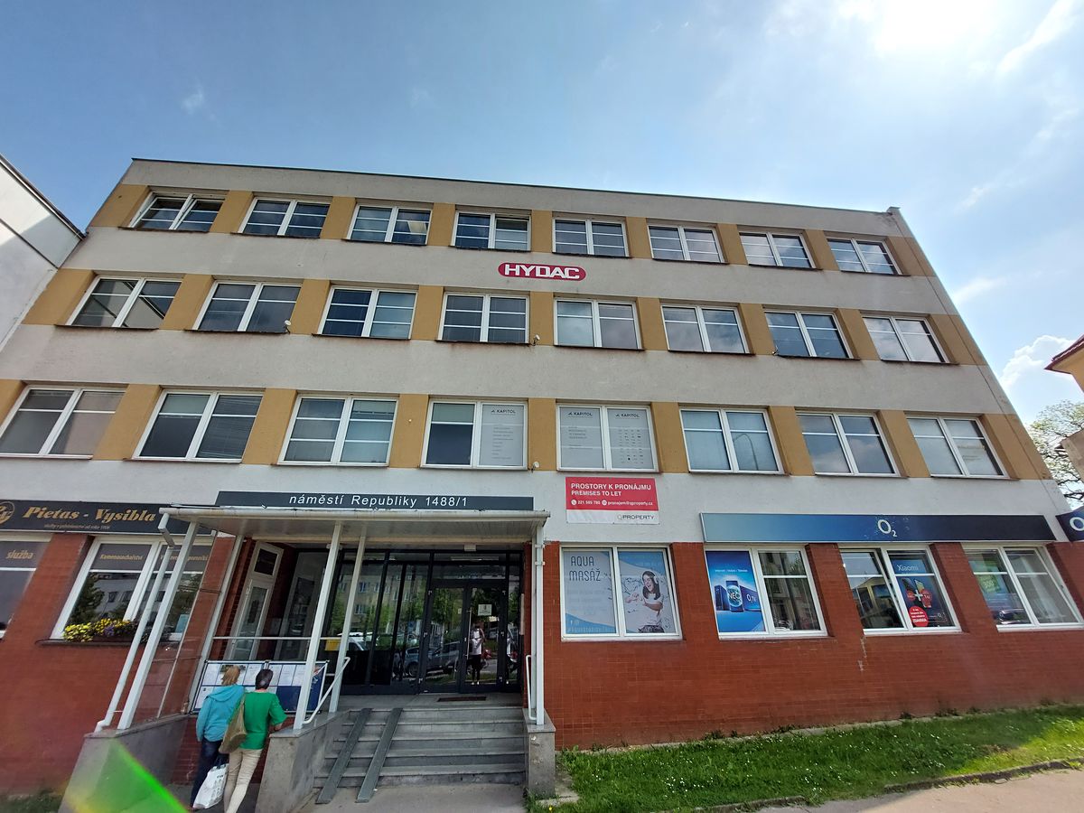 Pronájem skladového prostoru 432 m² – fotografie 3