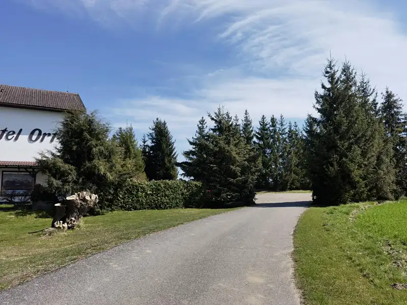Prodej ubytovacího zařízení 420 m², Libošovice – náhled fotky 3