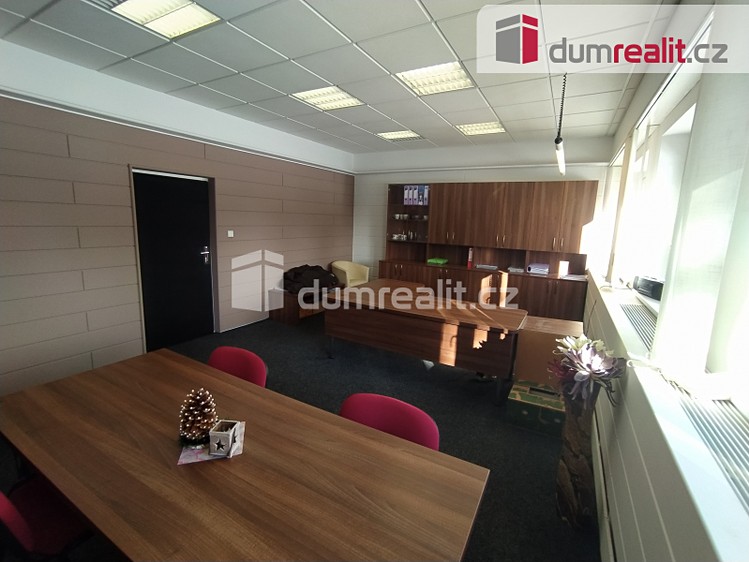 Gewerbefläche zur Miete, 28 m² (1 von 7)