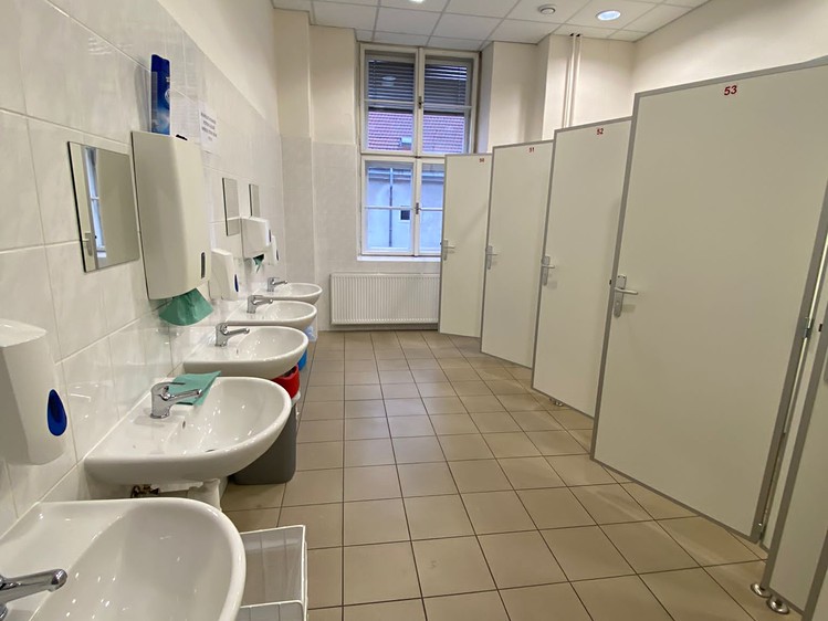 Комерційне приміщення в оренду, 490 м² (16 з 26)