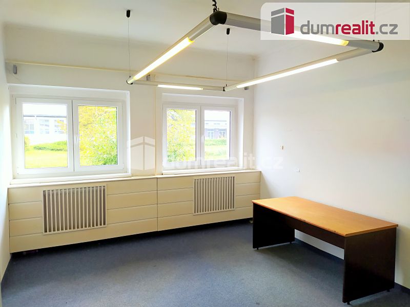 Pronájem komerční nemovitosti 19 m² – fotografie 2