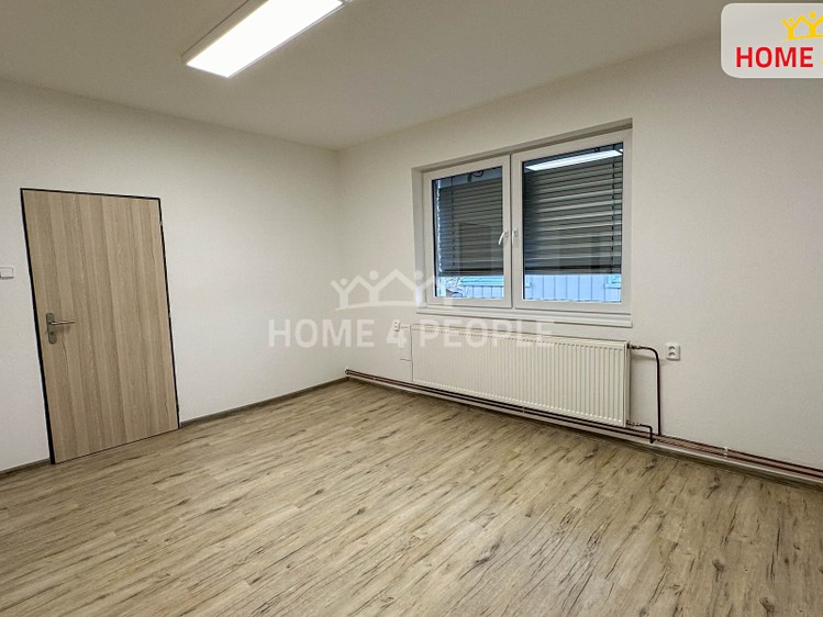 Комерційне приміщення в оренду, 18 м² (1 з 8)