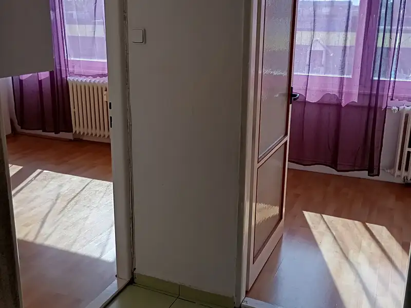 Pronájem bytu 2+kk 35 m², Hrušovany u Brna – náhled fotky 1