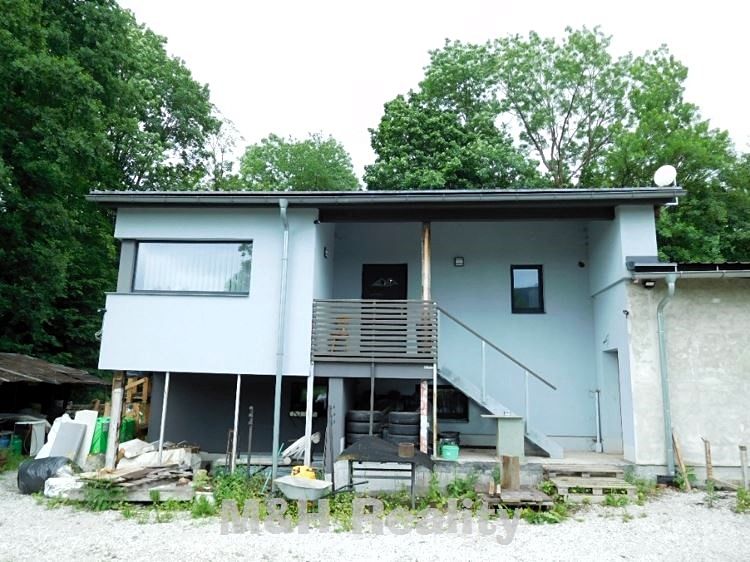 Prodej výrobní haly, prostoru 570 m²