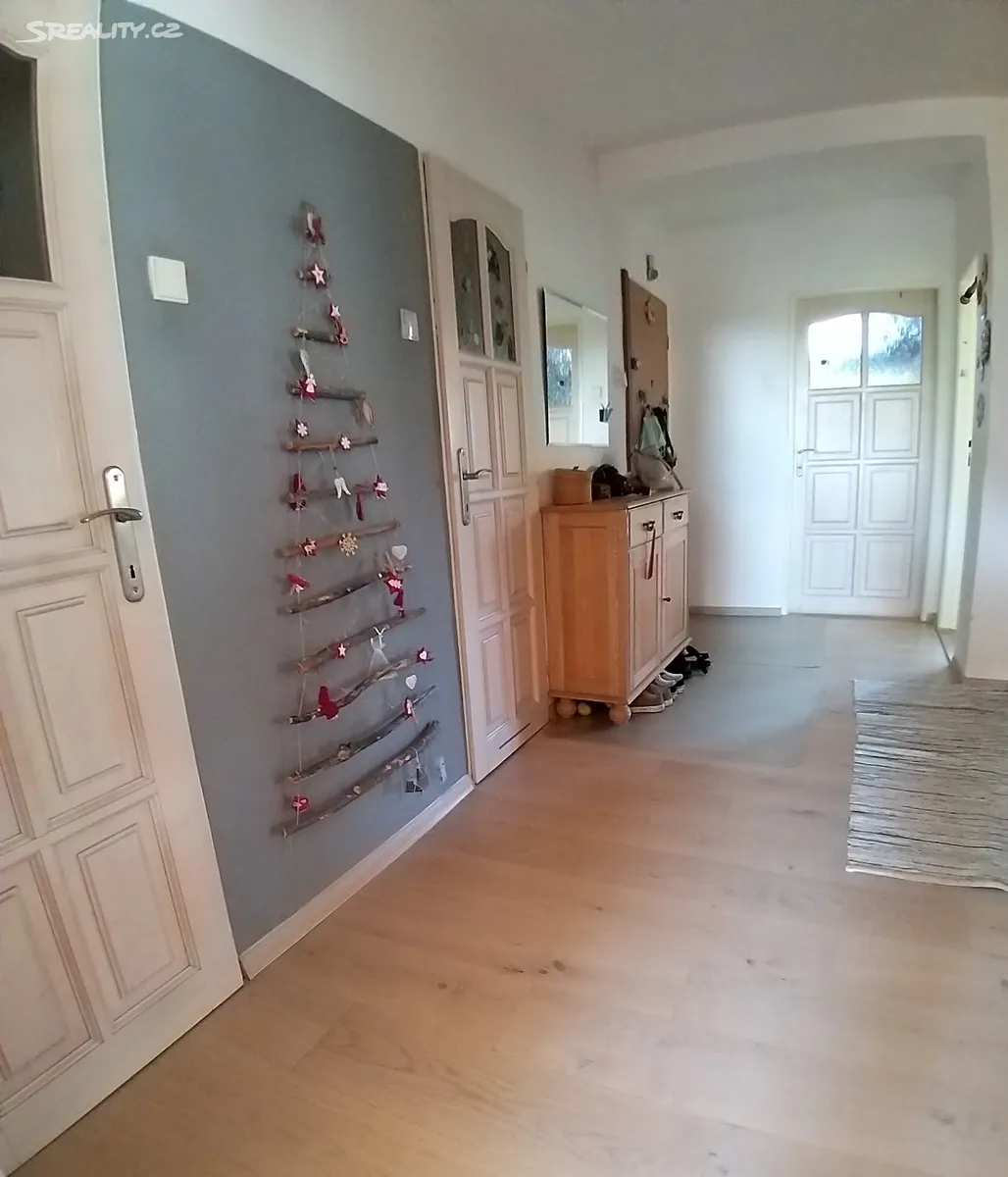 Pronájem bytu 3+kk 84 m² – pohled 4