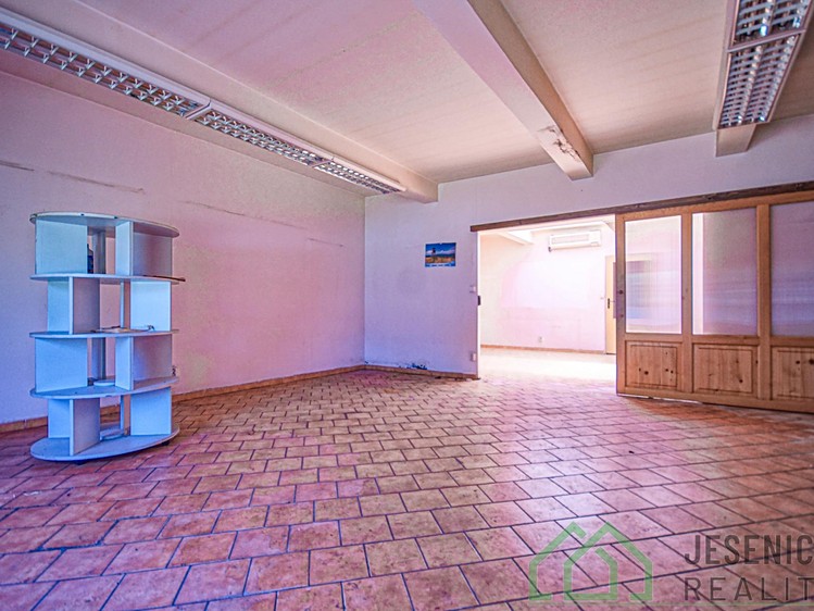 Prodej komerčního prostoru, 3 580 m² (10 z 26)