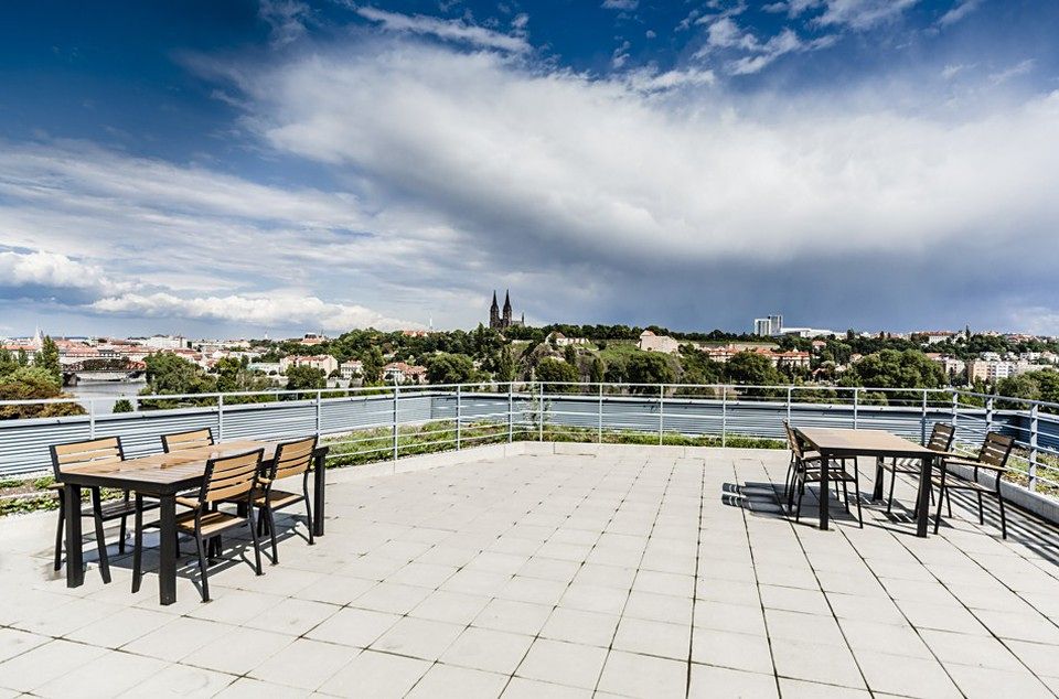 Pronájem kanceláře 239 m² – fotografie 3