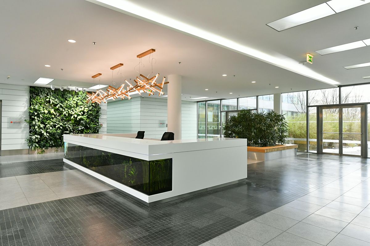 Pronájem kanceláře 1340 m² – fotografie 5