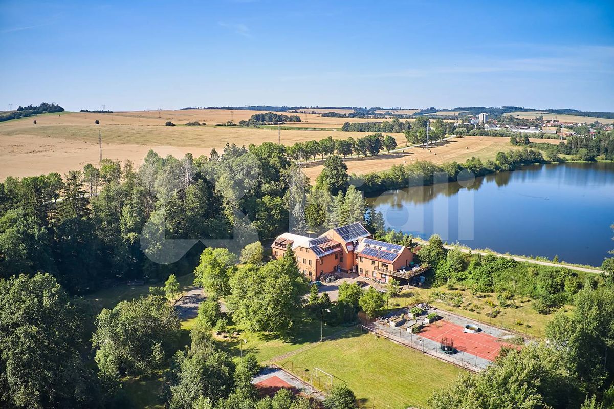 Prodej ubytovacího zařízení 1350 m²