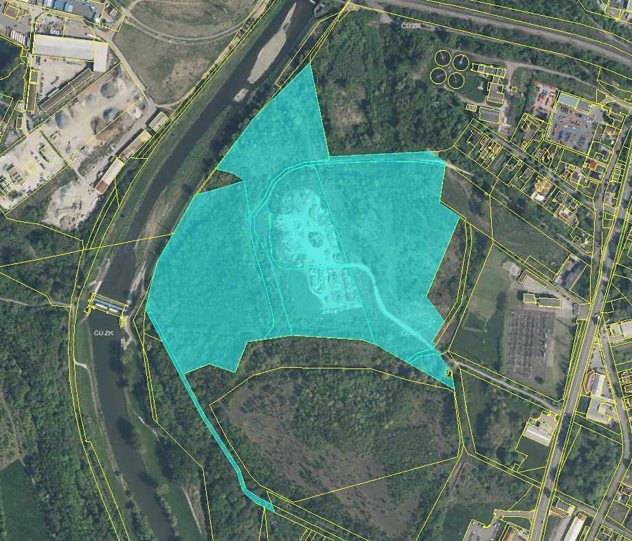 Prodej komerčního pozemku 130000 m²