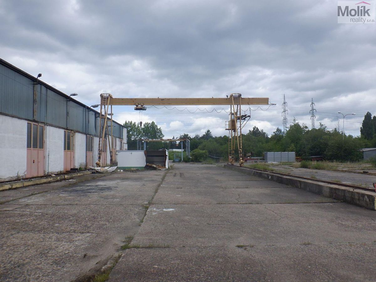 Pronájem výrobní haly, prostoru 2500 m² – fotografie 2