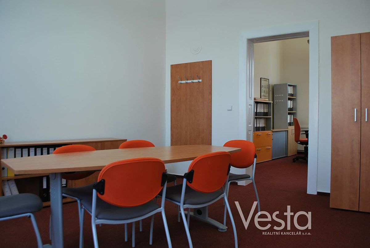 Pronájem kanceláře 15 m² – fotografie 3