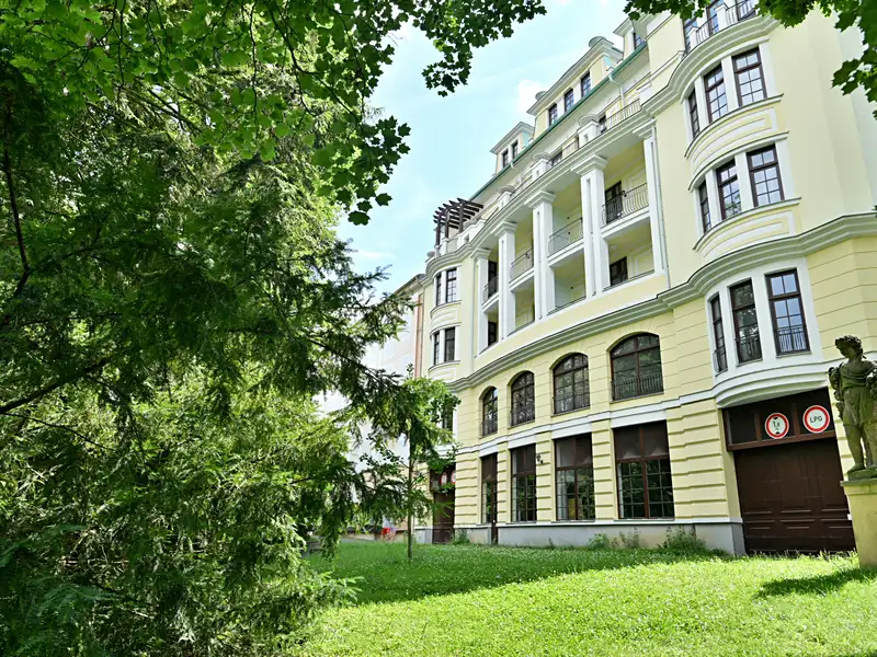 Prodej bytu 3+kk 102 m², Karlovy Vary – náhled fotky 1