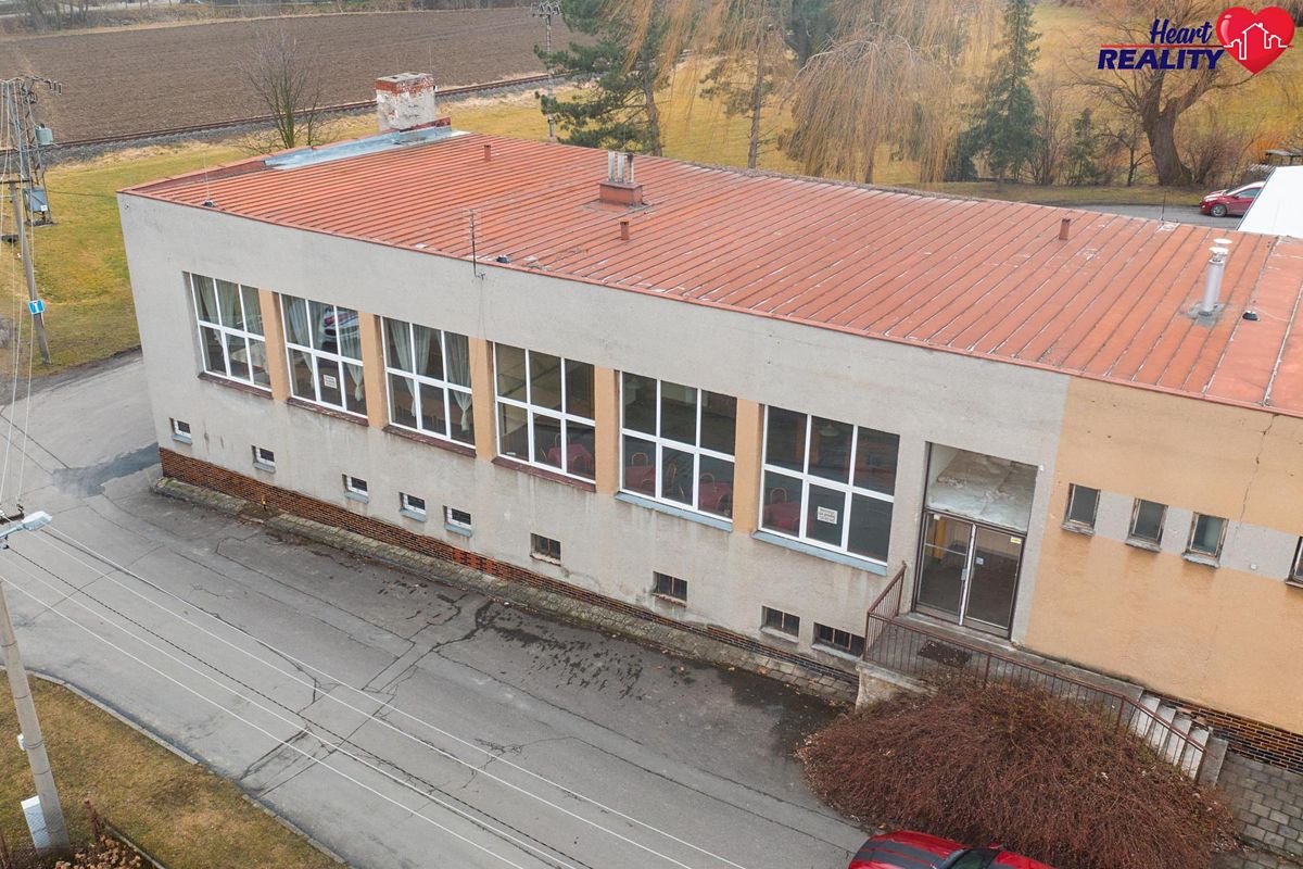 Prodej obchodního prostoru 360 m² – fotografie 2