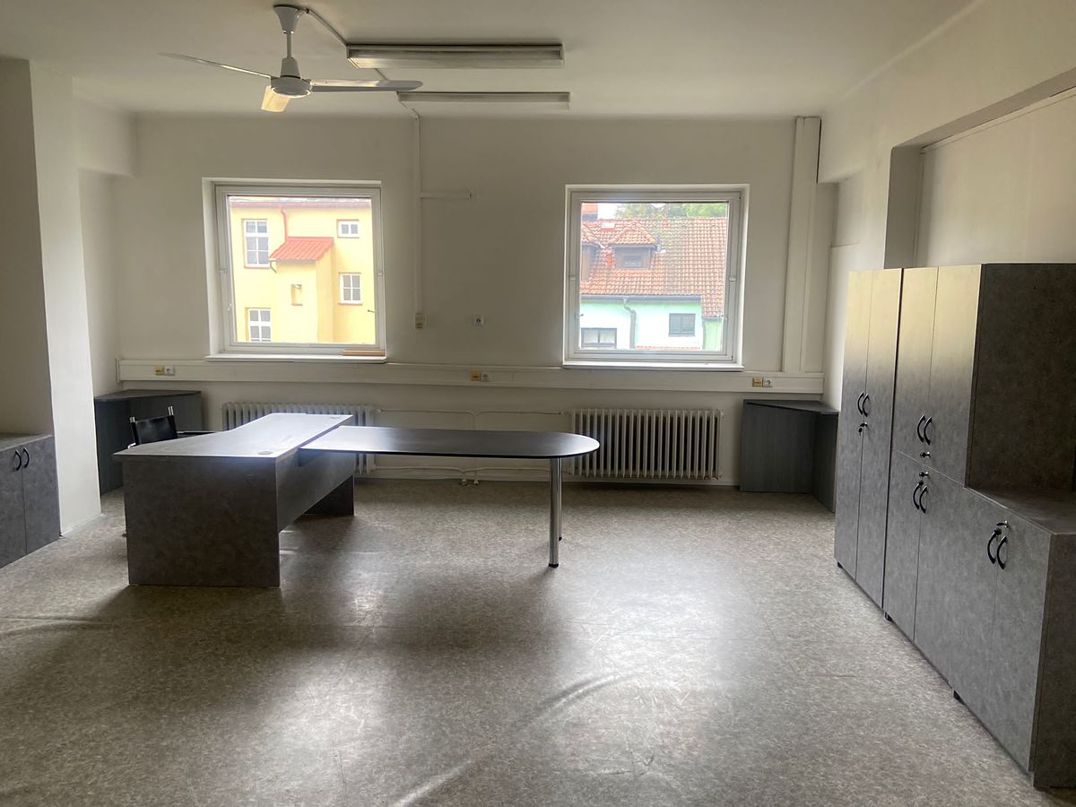 Pronájem kanceláře 20 m² – fotografie 2
