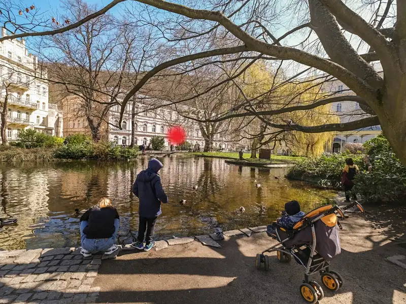 Pronájem obchodního prostoru 13 m², Karlovy Vary – náhled fotky 3