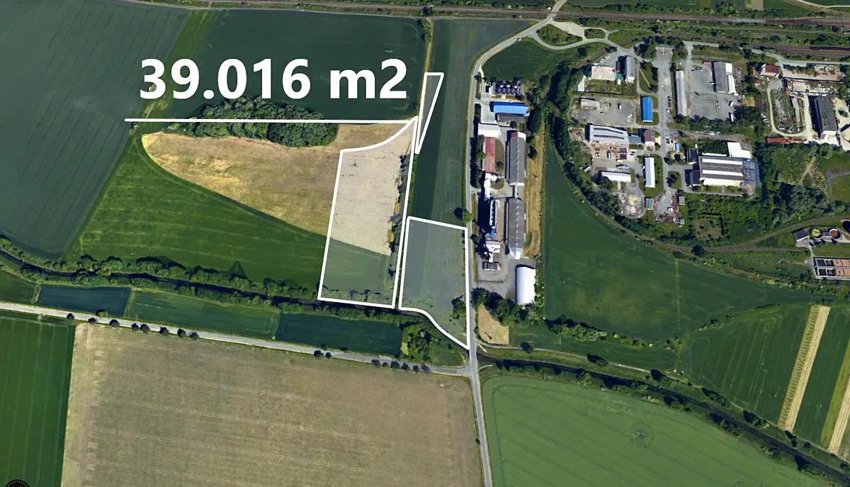 Prodej podílu 2747/36720 pole 1793 m²