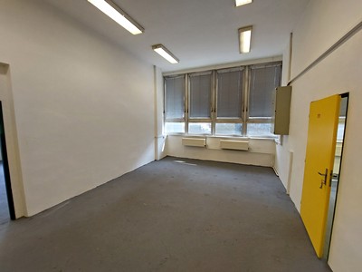 Комерційне приміщення в оренду, 198 м² (3 з 5)