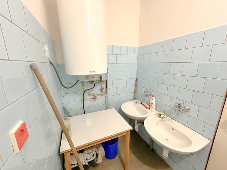Pronájem komerčního prostoru, 310 m² (13 z 18)