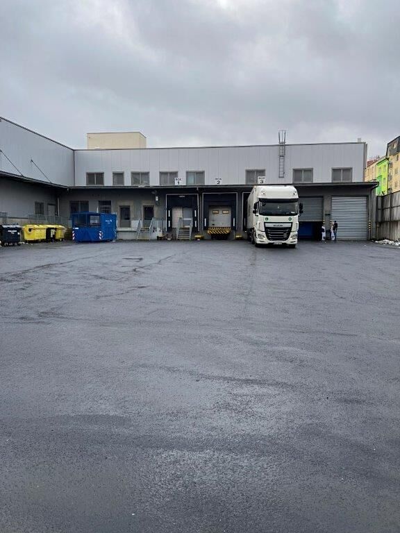 Pronájem obchodního prostoru 515 m²