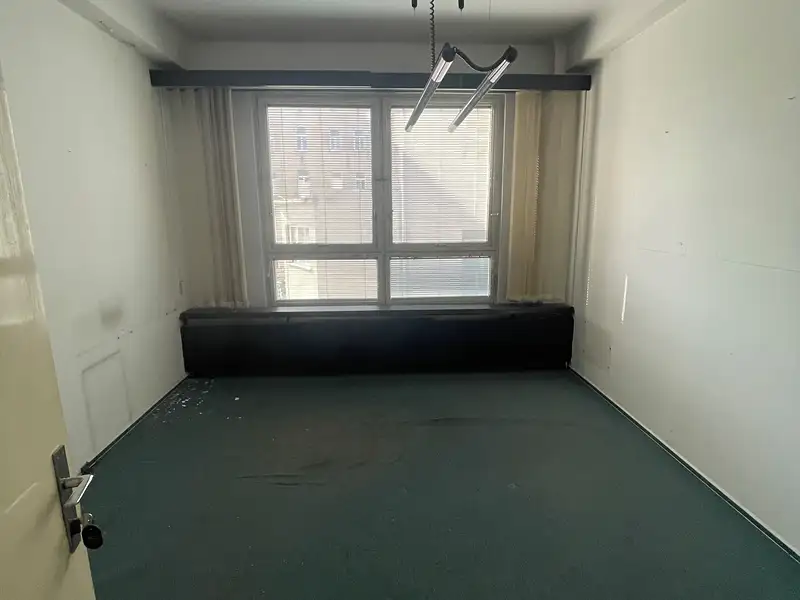 Pronájem komerční nemovitosti 30 m², České Budějovice – náhled fotky 3