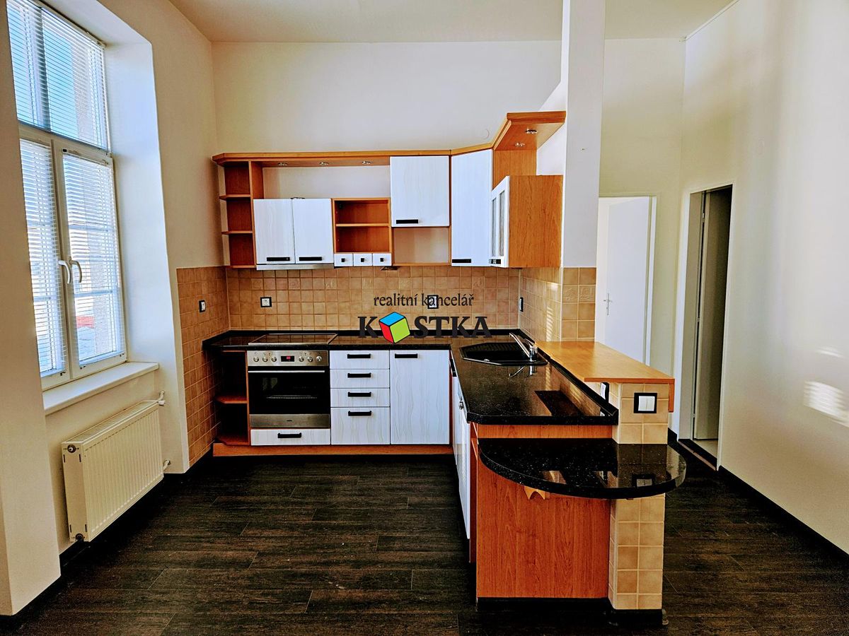 Prodej činžovního domu 655 m² – fotografie 3