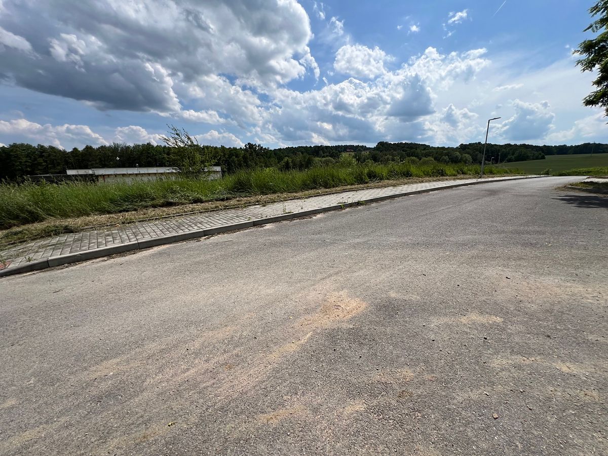 Prodej stavebního pozemku 777 m² – fotografie 5